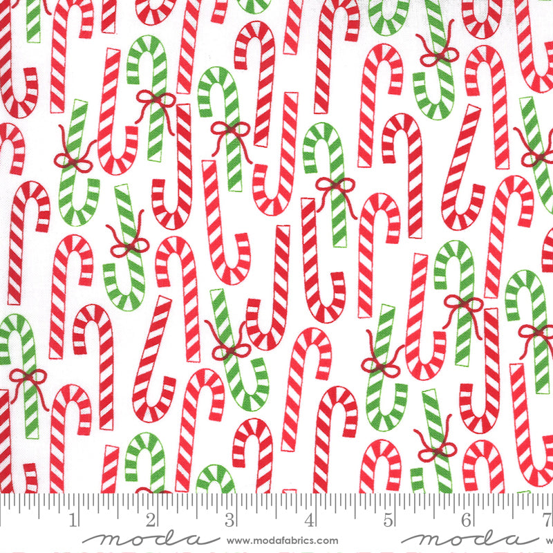 Merry Bright Winter White Merry Canes 22402 13 designed by Me and My Sister Designs for Moda