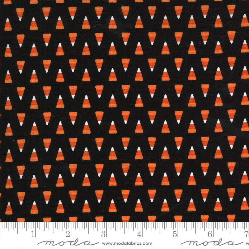 Midnight Magic 2 Midnight Black Candy Corn 24103 18 by April Rosenthal of Prairie Grass for Moda